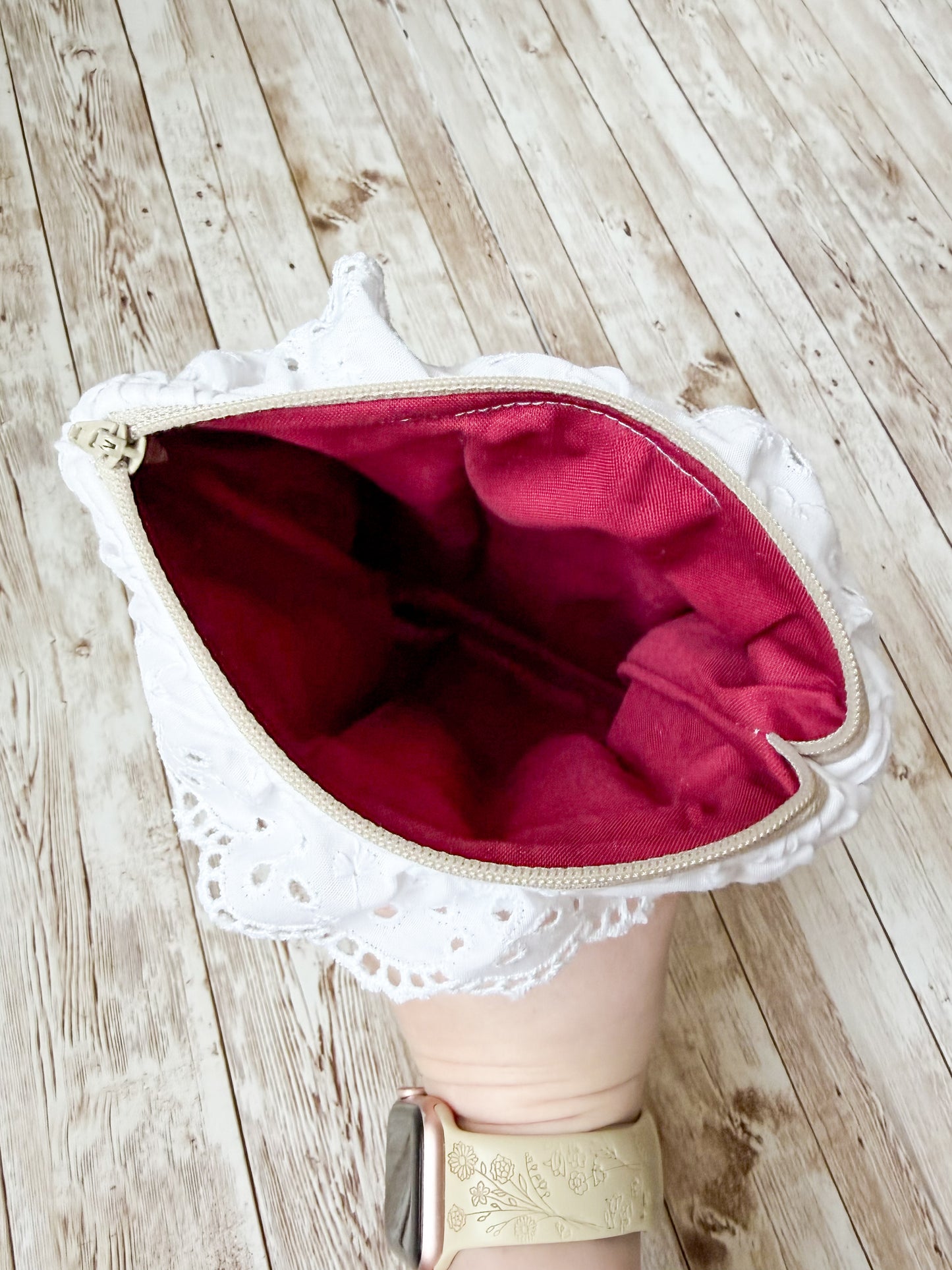 Dainty Goose Quilted Kindle Sleeve with Zipper and Ruffles