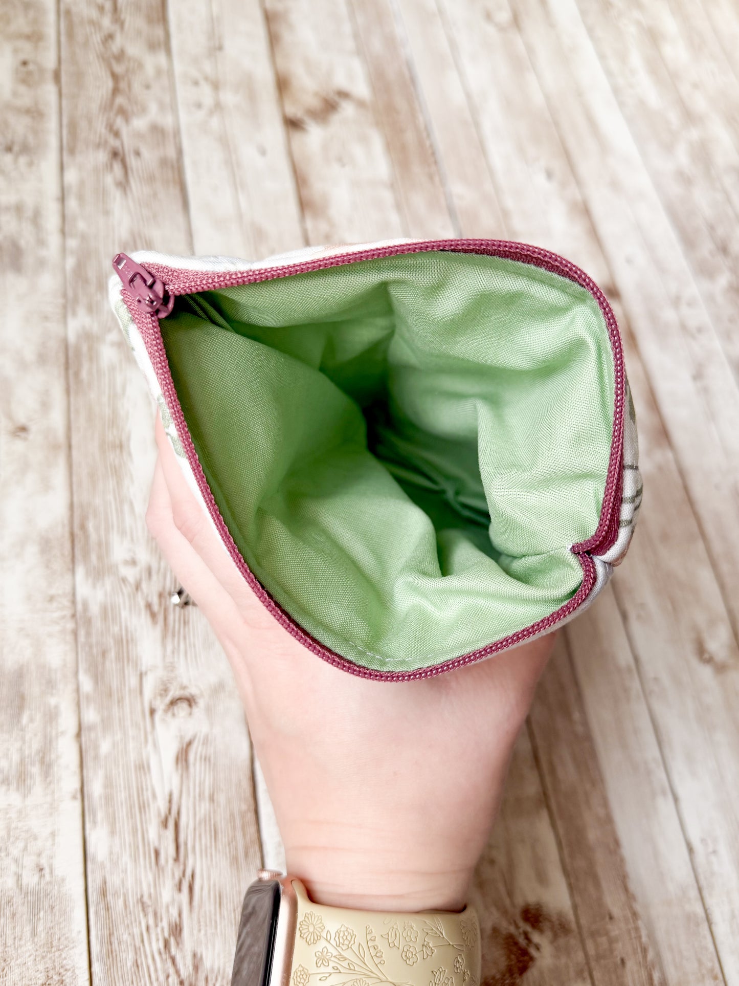 Floral Quilted Kindle Sleeve with Zipper