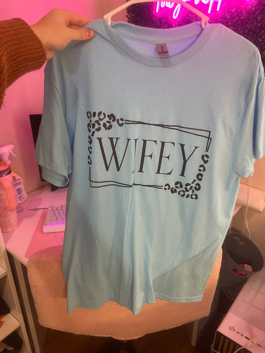 SALE Medium Wifey