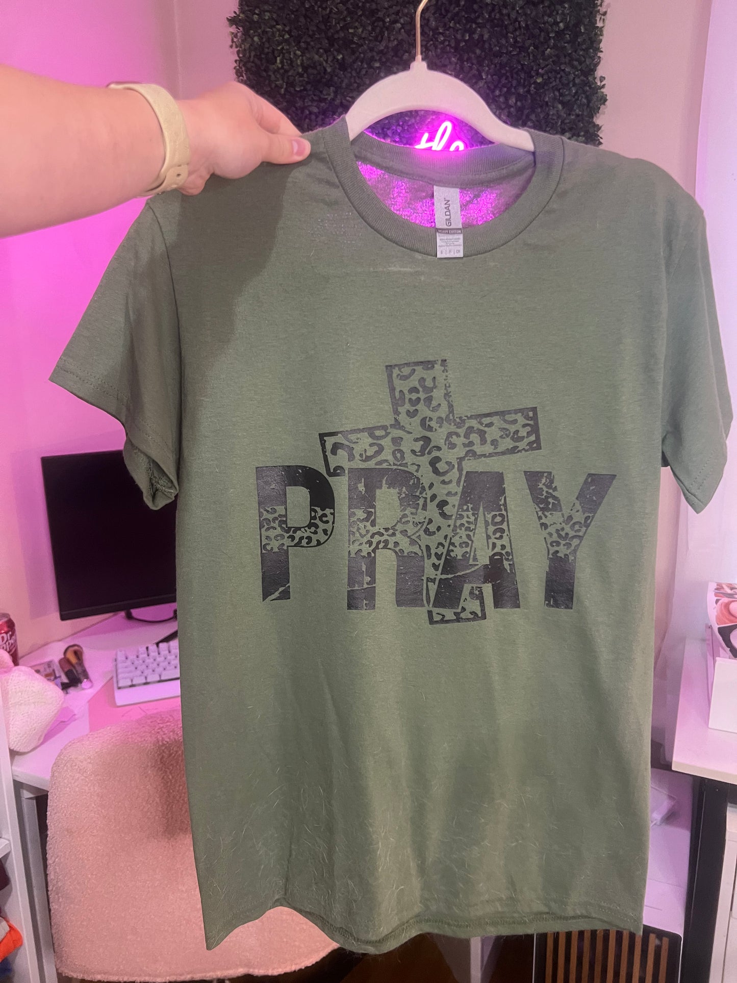 SALE Small Pray